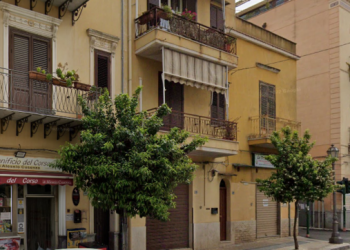 Tragjedi në Itali/ 17-vjeçarja mbyt nënën pas sherrit në shtëpi