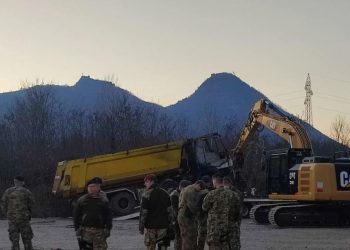 Hiqen barrikadat e fundit në Kosovë