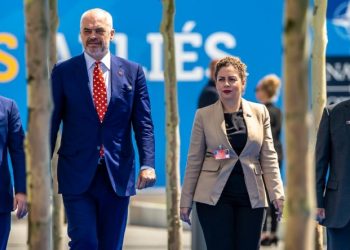 Rama urdhëroi Xhaçkën të kërcënonte ambasadorët –