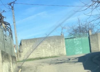 Historia e trishtë e Orianës, nënës që hodhi foshnjën në lumë