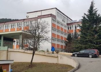 Ishte duke punuar në spital, vdes mjeku shqiptar