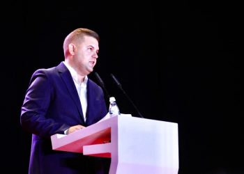 Qeveria hodhi 1 mld euro për të ulur humbjet –