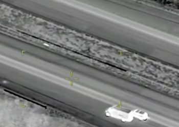 Ndjekja si në filma, aksidentohet makina e policisë (VIDEO)