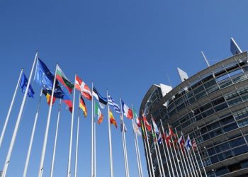 Kosova dhe Serbia të avancojnë në procesin e dialogut –