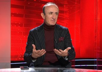 Dashnor Sula komenton në Facebook korrupsionin në qeveri –