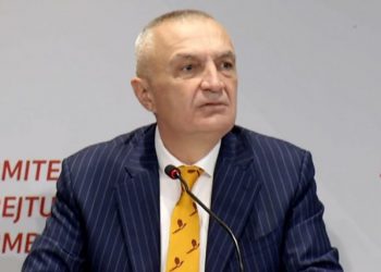 Po grabit për oligarkët –