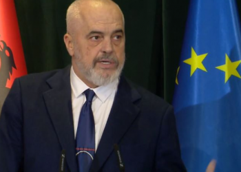 Flasin në gjuhë të huaj –