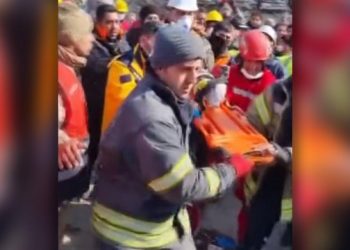 Mrekullia e Zotit! Vajza 10 vjeçe shpëtohet nga tërmeti vdekjeprurës