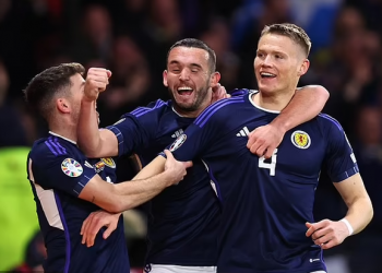 Skocia “shuplakë” Spanjës, ngjitet në krye të grupit (VIDEO)