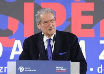 Edi Rama vjedh çdo ditë –