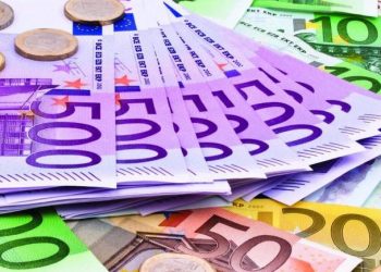 Euro ka prekur fundin, ja arsyet reale të rënies drastike –