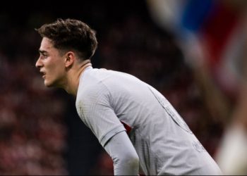 Pluri-Kampionët e Europës interesohen për Gavin –