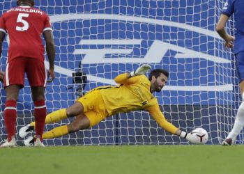 IFAB “gozhdon” totalisht portierët, ja rregulli i ri –