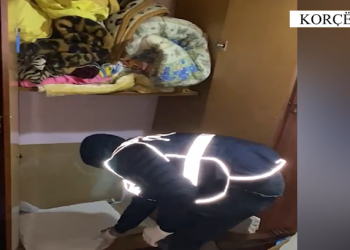 Me kanabis dhe automatik me vete, arrestohet korçari –