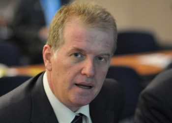 Pollo: U godit opozita dhe pluralizmi