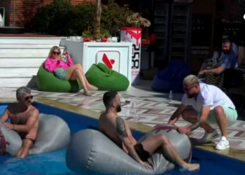 Momente humori në pishinën e BBVIP2 –