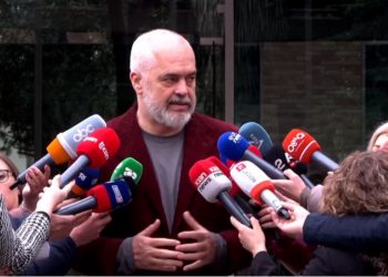 Sa keni në plan të qëndroni në krye të vendit? Si përgjigjet Rama –