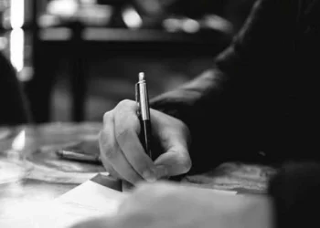 Raporti, ja shteti që ka shkelur haptazi të drejtat e njeriut –