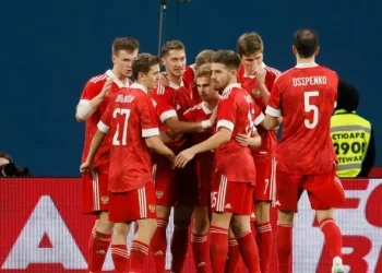 Rusia luan më në fund në shtëpinë e saj –