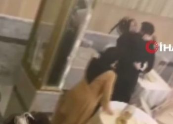 Karrige e kokës, radha e valles përplas krushqit në dasmë