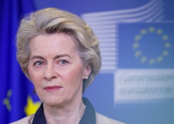Lufta/ Von der Leyen e qartë: Rusia përgjegjëse për luftën