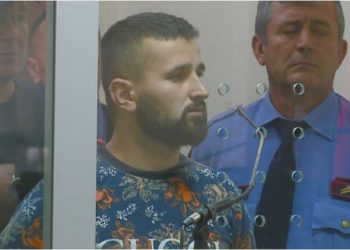 Vrasja e 31-vjeçares në Kamzë,vëllai i viktimës: E ka bërë Dan Hutra