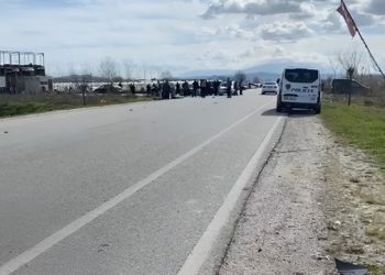 Aksidenti në Shkozë, automjeti përplas për vdekje këmbësorin –