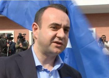 Rama duhet të ikë me gomone dhe jo rinia shqiptare –