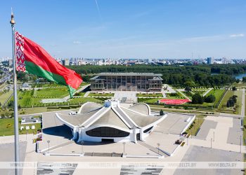 Dënohet me 3 vjet burg, opozita e cilëson farsë gjyqin ndaj gazetarit –