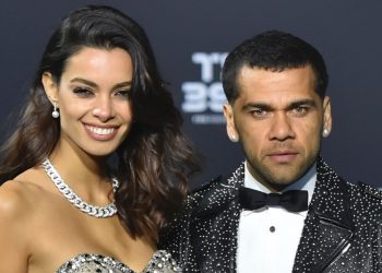 Bashkëshortja i kërkon divorcin, Dani Alves hyn në grevë urie –