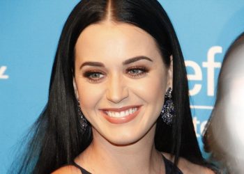 Perry zbulon paktin që ka bërë me Orlando Bloom –