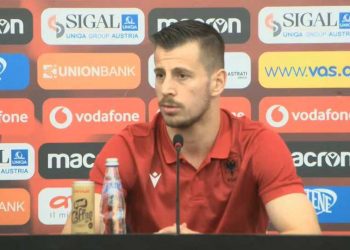 “T’i qasemi sfidës me seriozitet”/ Ramadani besimplotë për duelin ndaj Polonisë –