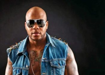 Tronditëse! Djali i reperit rrëzohet nga kati i pestë i banesës –