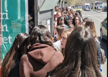 Transporti falas i jep fund halleve të studentëve –