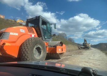 Infrastruktura mban peng turizmin në juglindje të Shqipërisë –