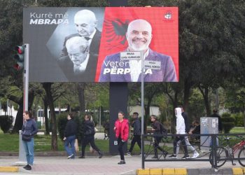 Posterat elektoralë, KQZ hetim për fushatën e PS kundër opozitës –
