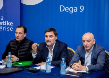 Alibeaj dhe Bejko takim me mbështetësit: Të distancohemi… –