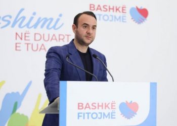 Rakip Suli i jep tender abuziv familjarëve të Xhemal Qefalisë –