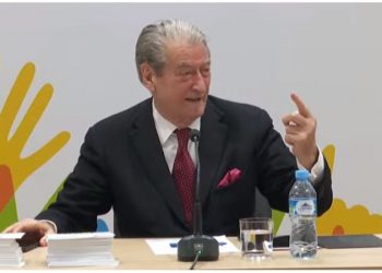 Ironizoi Këlliçin, Berisha i përgjigjet Ramës: Ju çmendi autobusi –