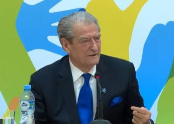 Nesër nis fushatën, mesazhi i Berishës: Bashkohuni në ‘Air Albania’