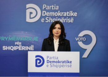 PD e Alibeaj kundër posterit të Këlliçit: Të ndalohen… –