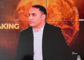 Është i padiplomuar? Belind Këlliçi sqaron si qëndron e vërteta –