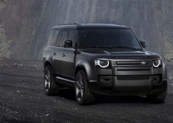 Land Rover prezanton versionin e veçantë Defender Outbound –