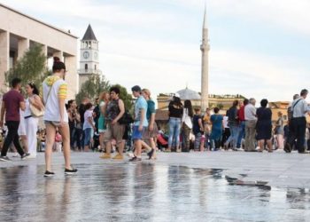 Faktorët që ndikojnë në pakësimin e popullsisë –