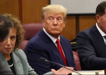 Ish-Presidentit Trump del nga gjykata, çfarë ndodhi –