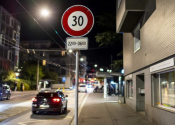 Qyteti ku asnjë makinë nuk mund të lëvizë më shumë se 30 km/h –