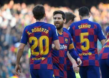 Messi te Barcelona, e kryer? Ja si po shkojnë bisedimet –