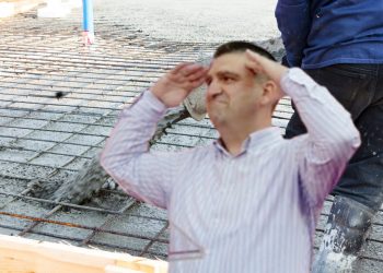 Subashi harxhon 177 MLN lekë për beton, kontrata 2-vjeçare pa garë –