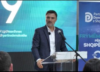 Alibeaj nga Fushë-Kruja nuk kursen akuzat për asnjë –
