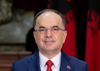 Shpresa dhe dashuria bekofshin jetën tuaj –